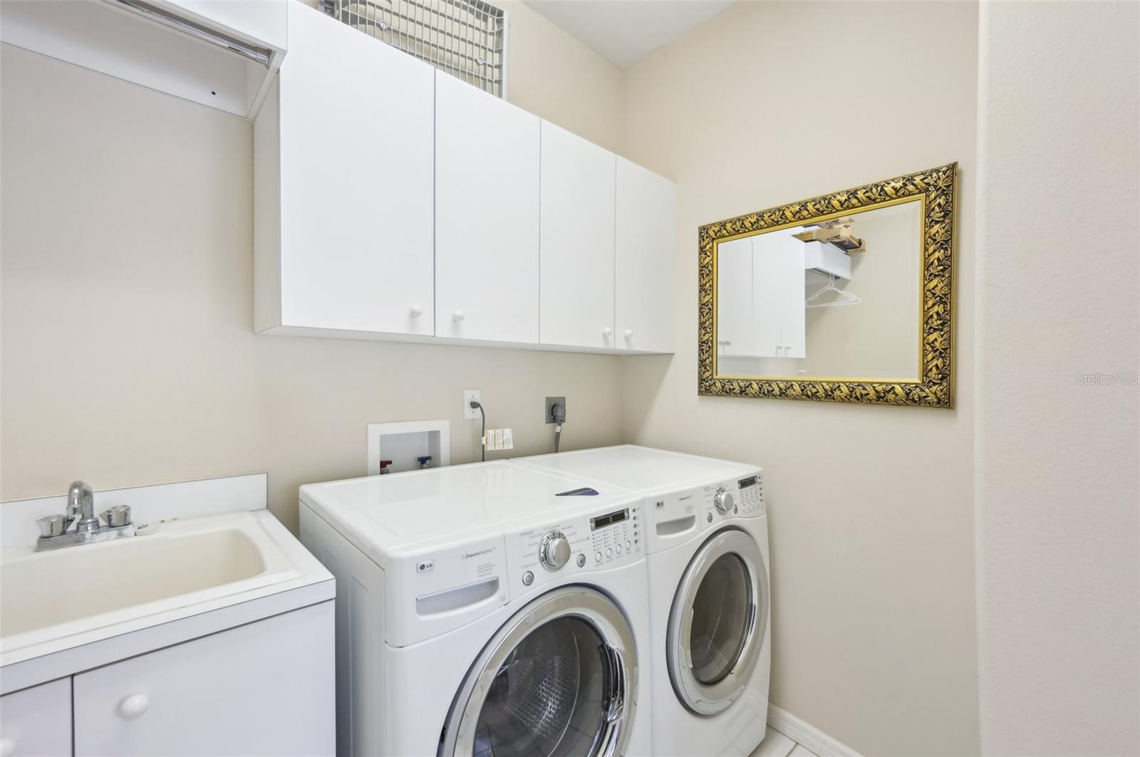 3829 ALAMANDA DR, SARASOTA, FL, 34238