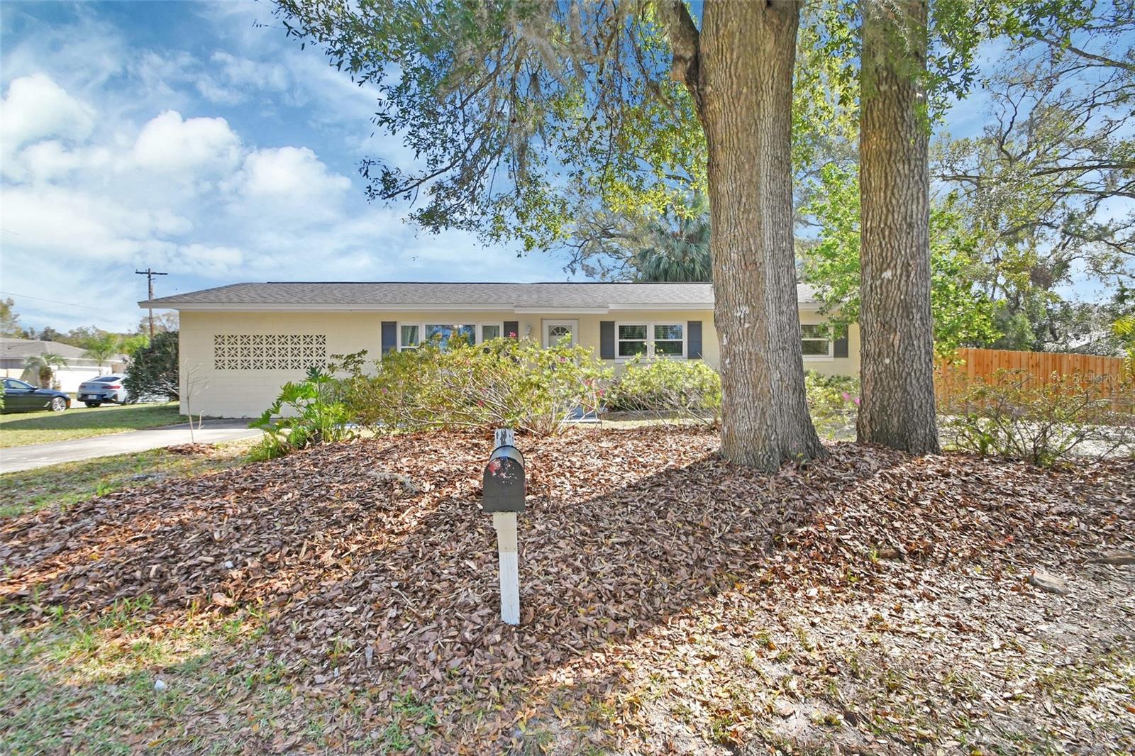 141 N MCDONALD AVE, DELAND, FL, 32724