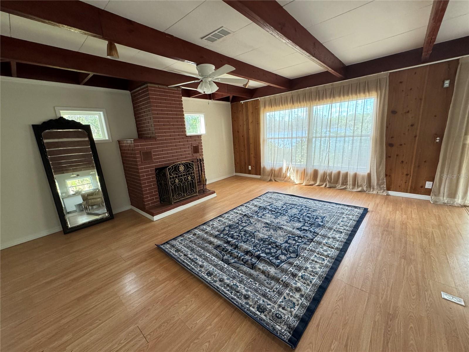 145 DEPOT RD, HAWTHORNE, FL, 32640