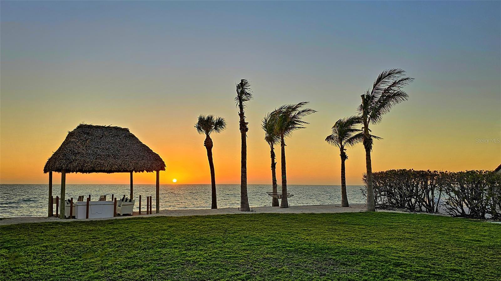 TB8352474 Property Photo