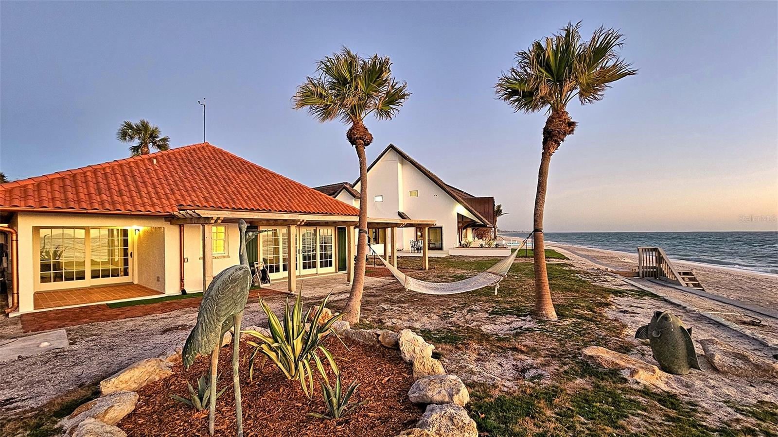 TB8352474 Property Photo