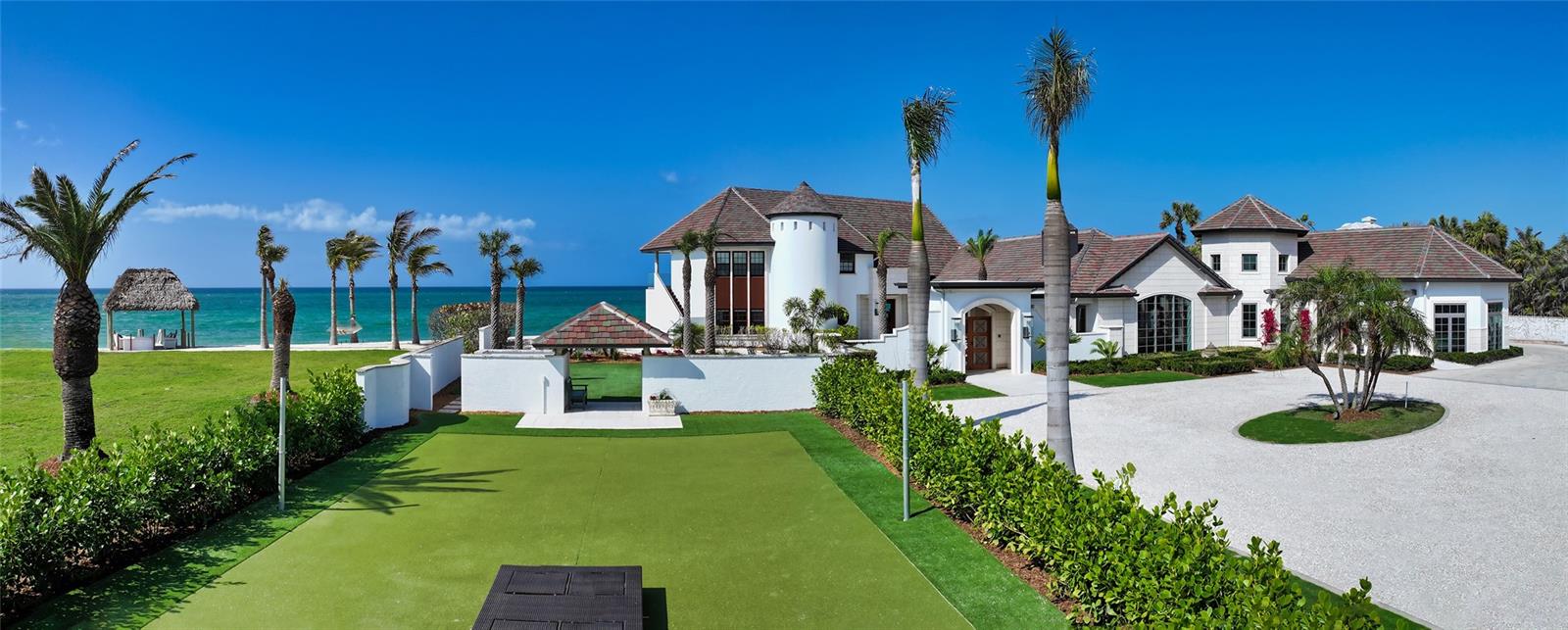 TB8352474 Property Photo