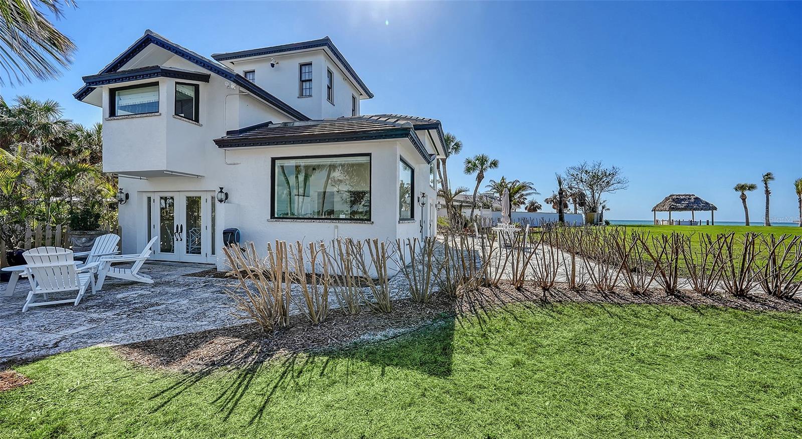 TB8352474 Property Photo