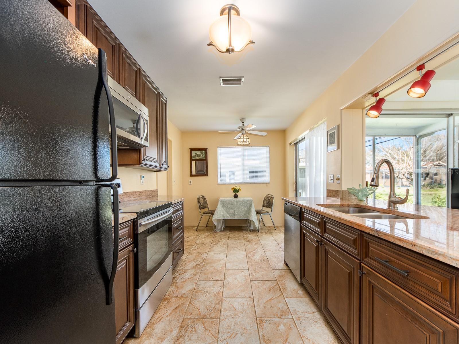 8623 140TH WAY, SEMINOLE, FL, 33776