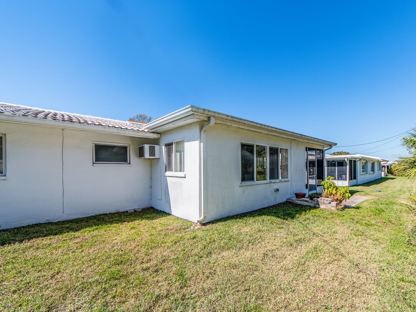 8623 140TH WAY, SEMINOLE, FL, 33776