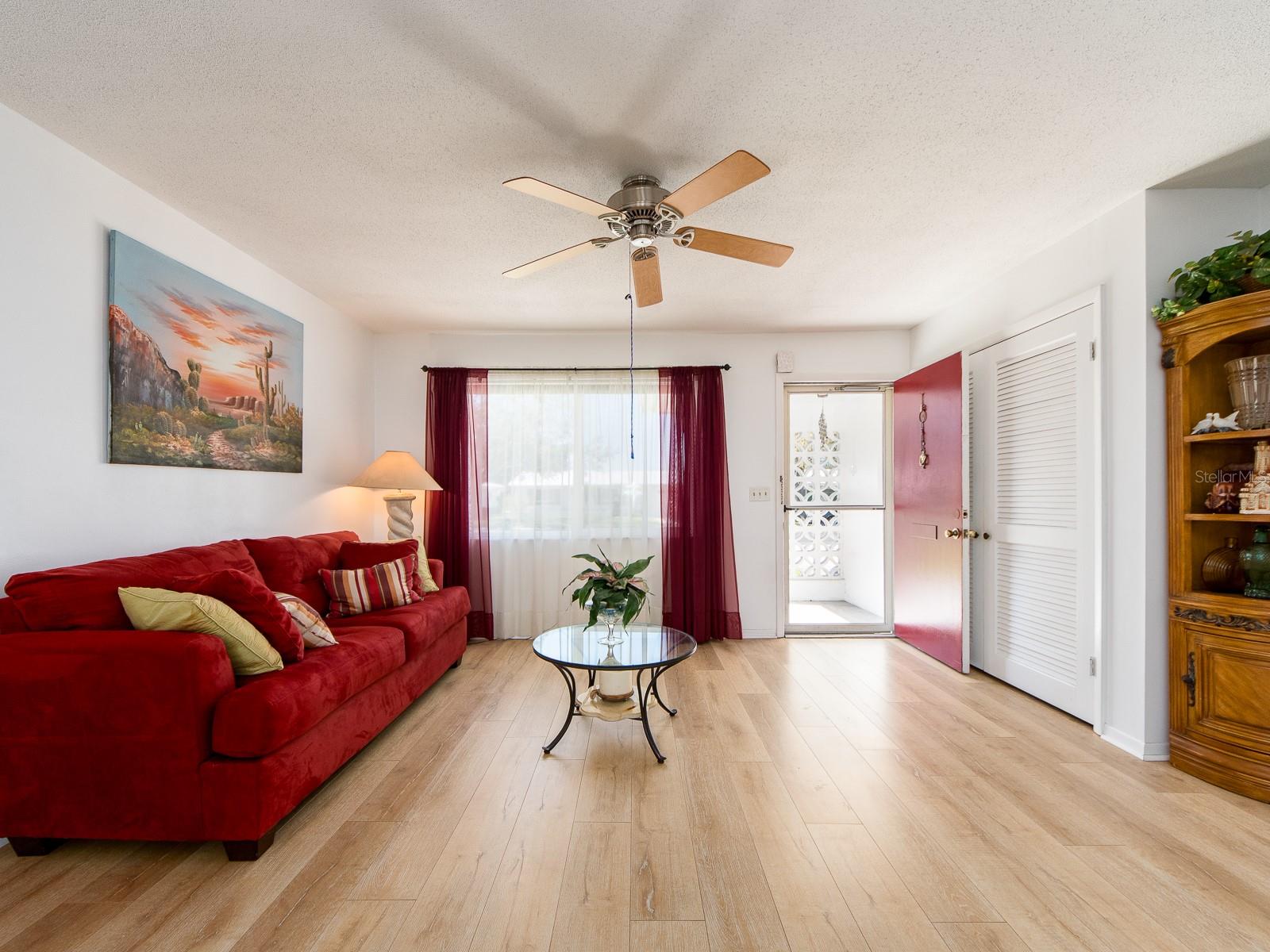 8623 140TH WAY, SEMINOLE, FL, 33776