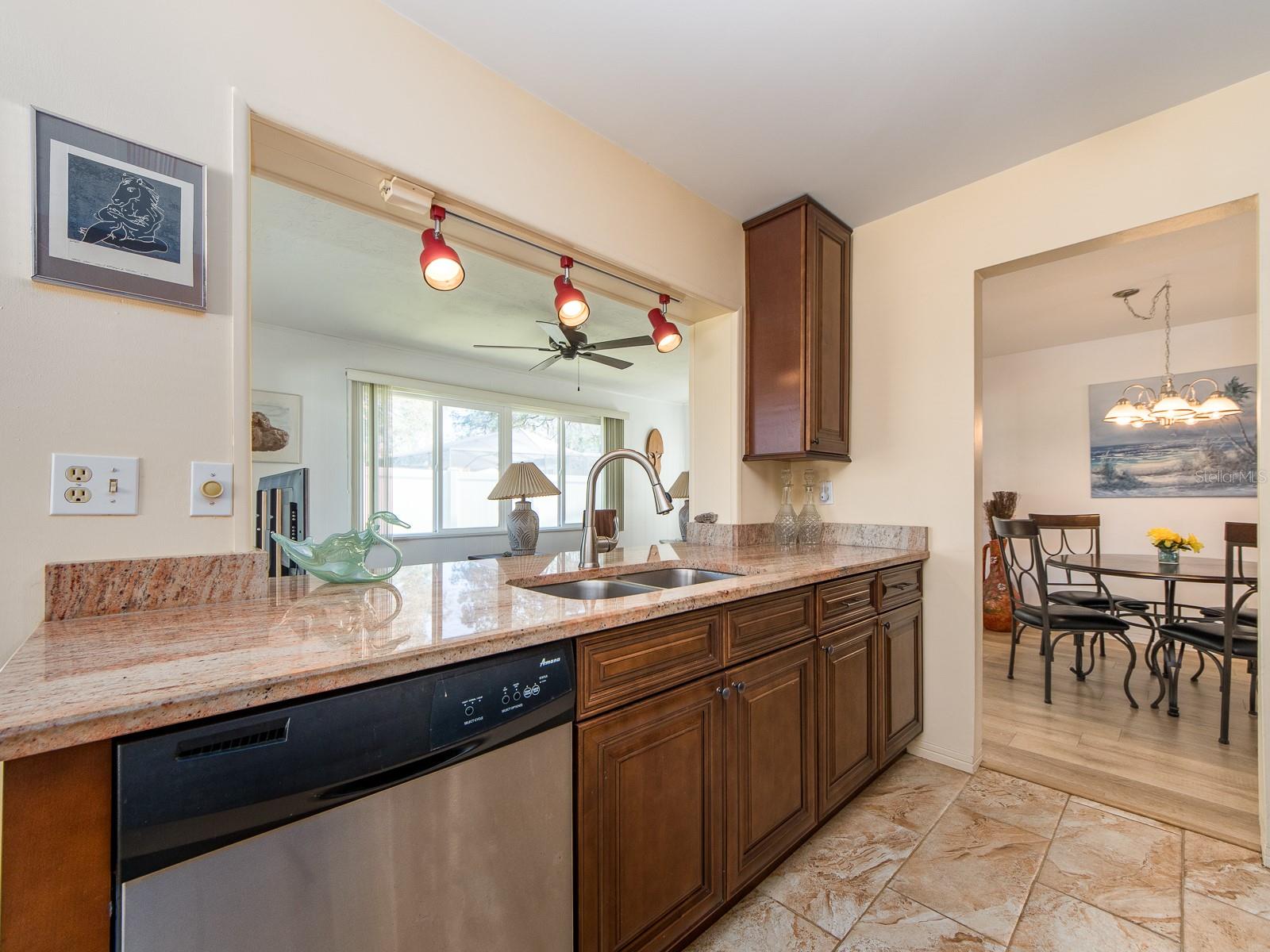 8623 140TH WAY, SEMINOLE, FL, 33776