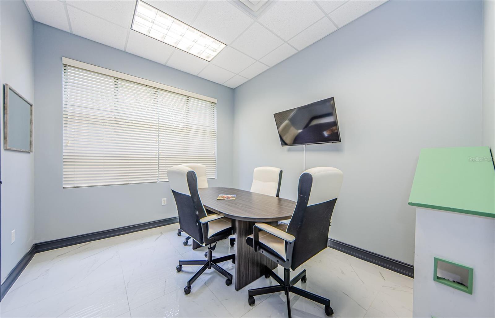 3937 TAMPA RD #2, OLDSMAR, FL, 34677