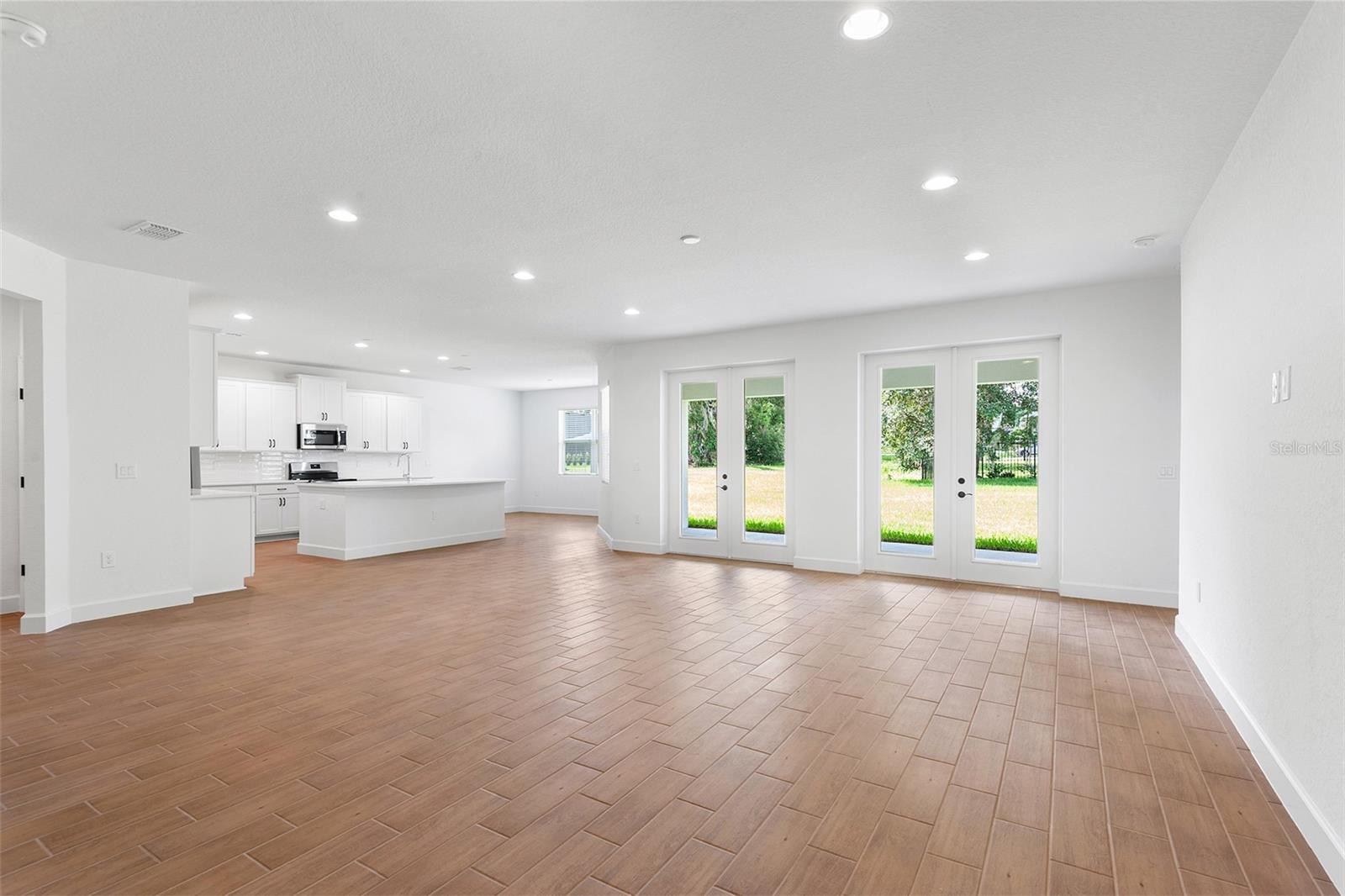 2569 ROGERS RD, LAKELAND, FL, 33812