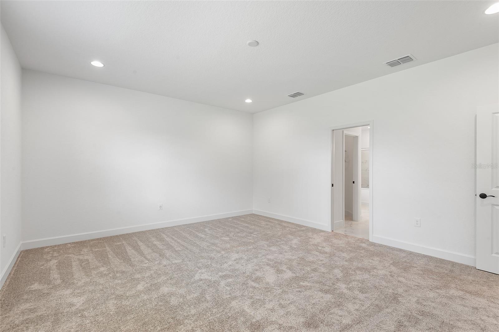 2569 ROGERS RD, LAKELAND, FL, 33812