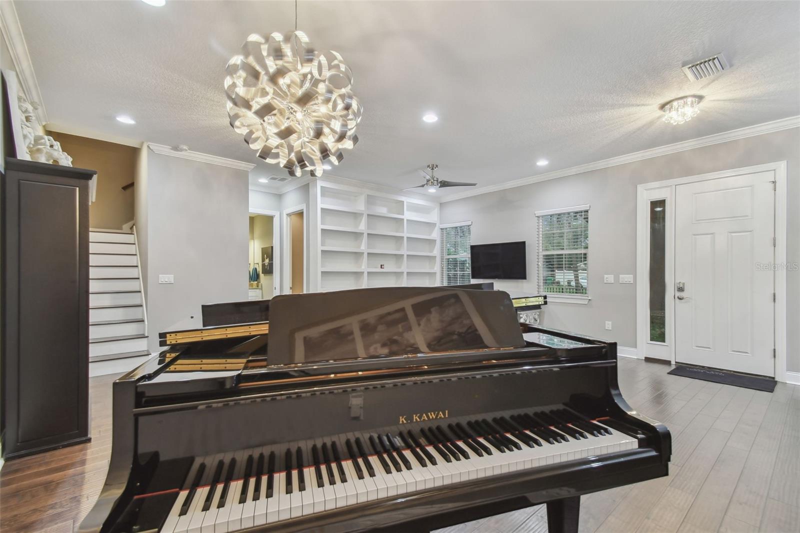 401 S MELVILLE AVE, TAMPA, FL, 33606