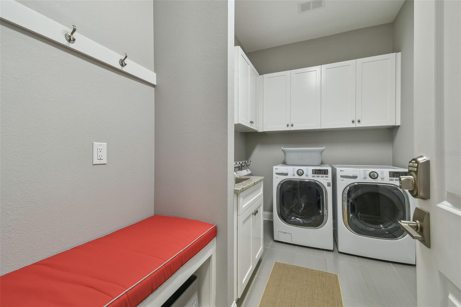 401 S MELVILLE AVE, TAMPA, FL, 33606