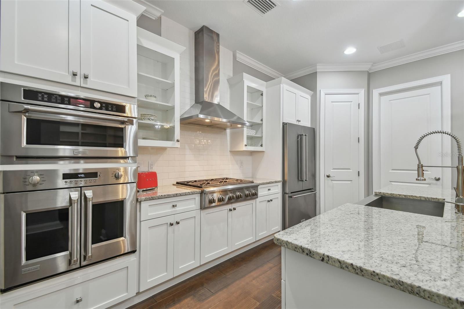 401 S MELVILLE AVE, TAMPA, FL, 33606