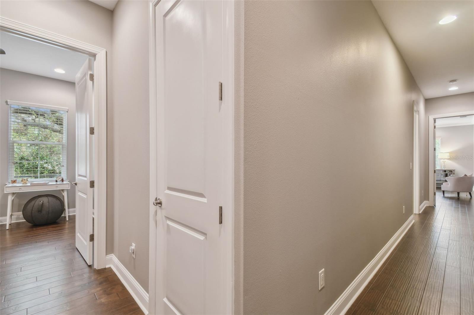 401 S MELVILLE AVE, TAMPA, FL, 33606