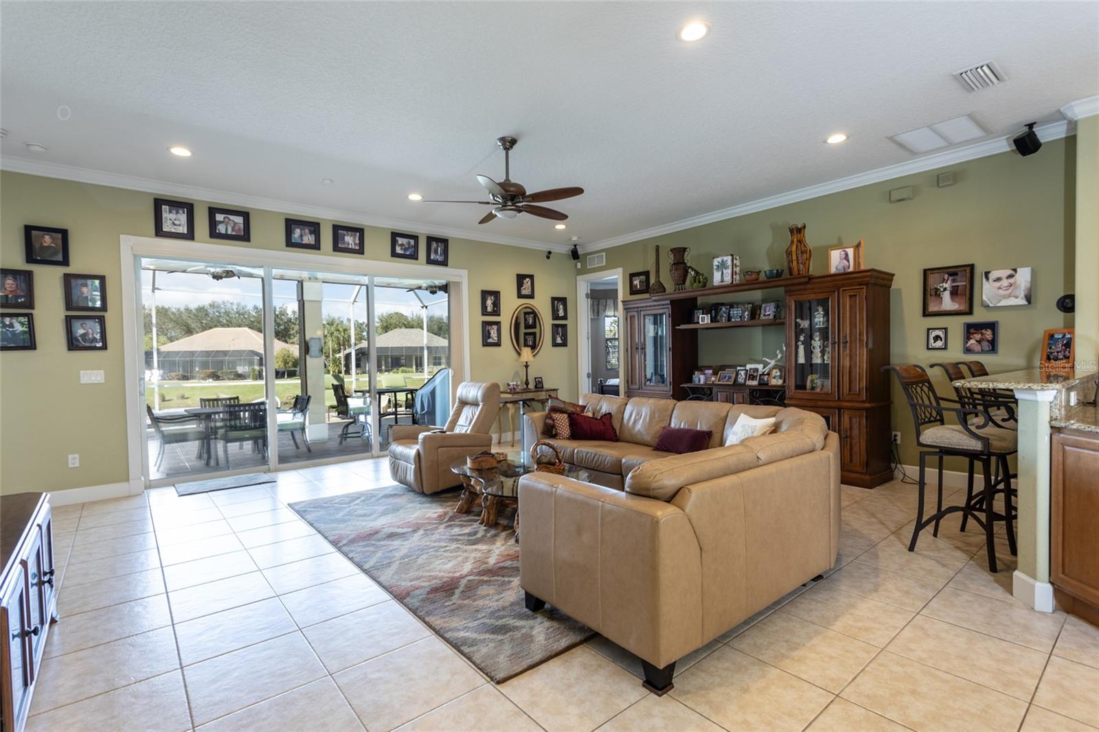 99 SOUTHLAKE DR, PALM COAST, FL, 32137