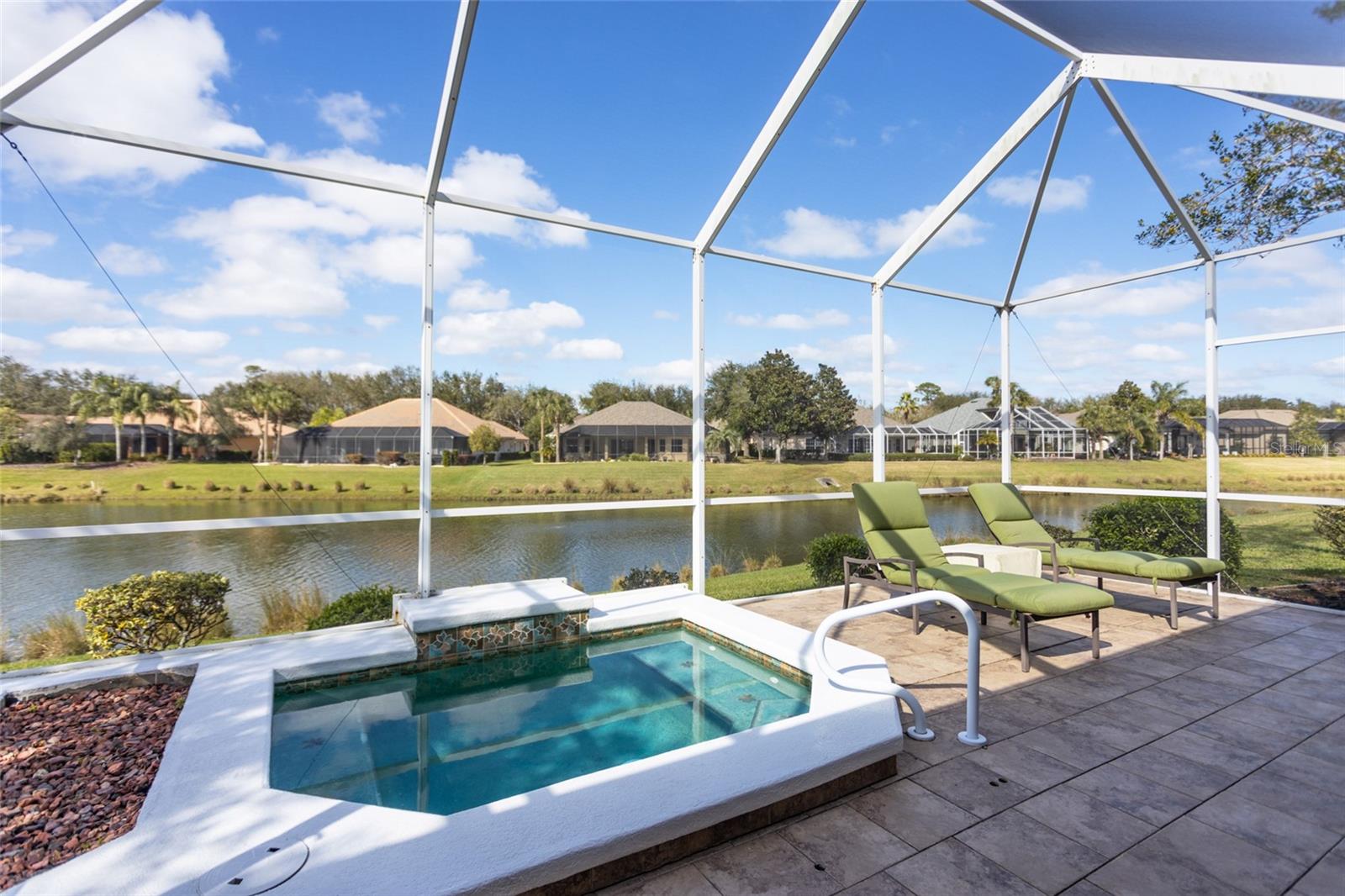 99 SOUTHLAKE DR, PALM COAST, FL, 32137