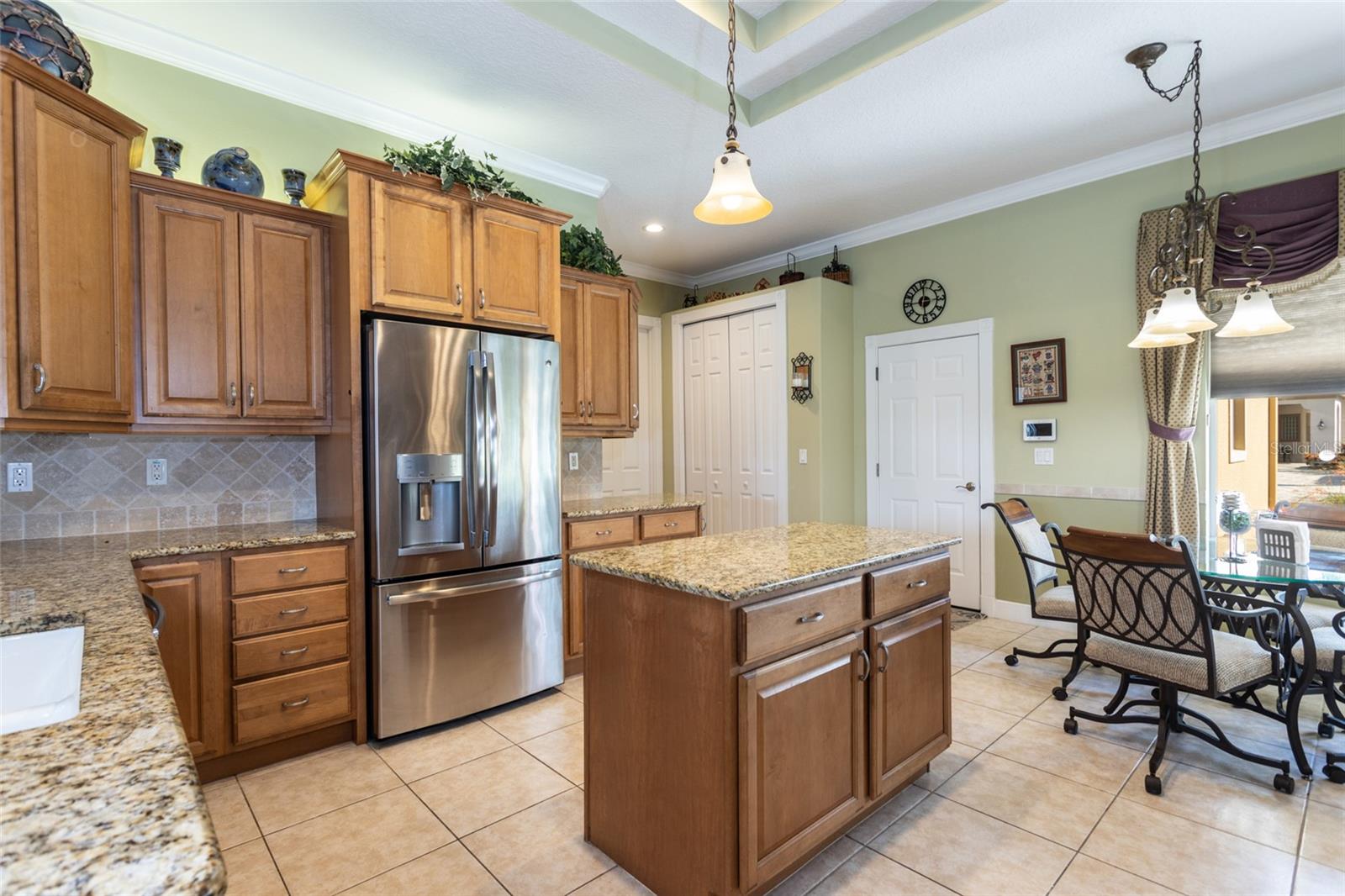 99 SOUTHLAKE DR, PALM COAST, FL, 32137