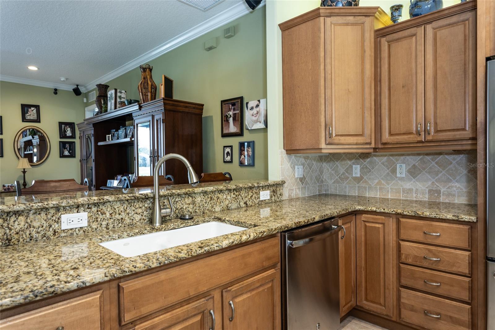 99 SOUTHLAKE DR, PALM COAST, FL, 32137