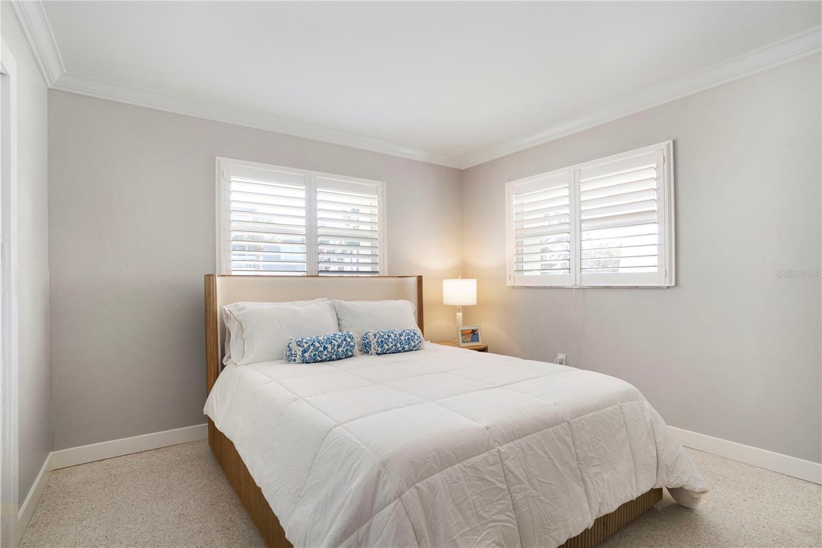 329 AVENIDA LEONA, SARASOTA, FL, 34242