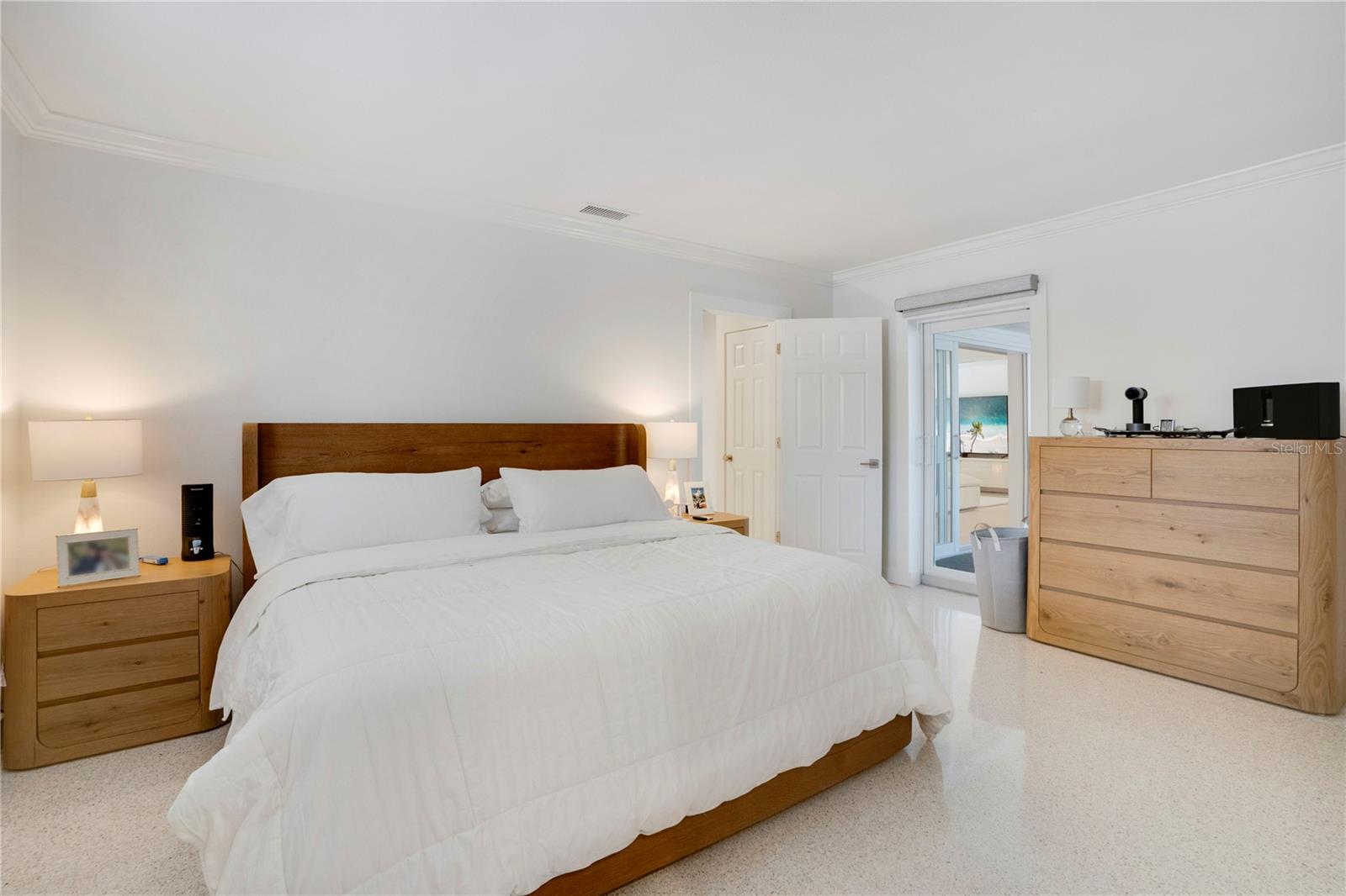 329 AVENIDA LEONA, SARASOTA, FL, 34242