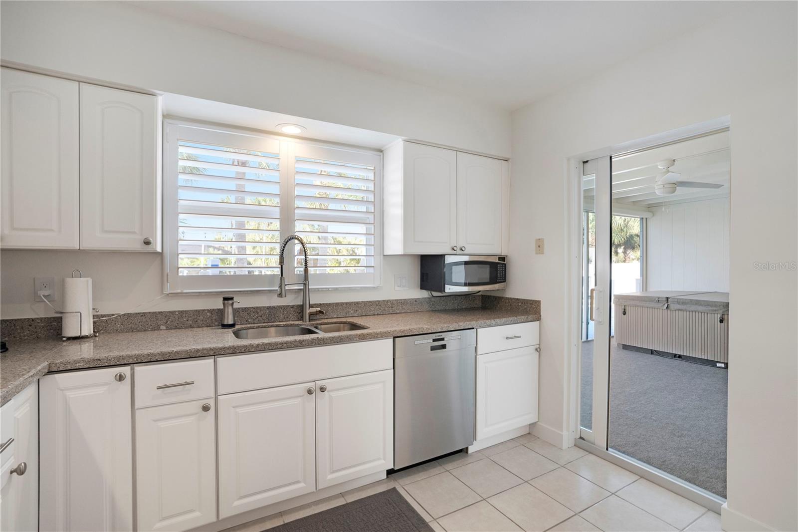 329 AVENIDA LEONA, SARASOTA, FL, 34242