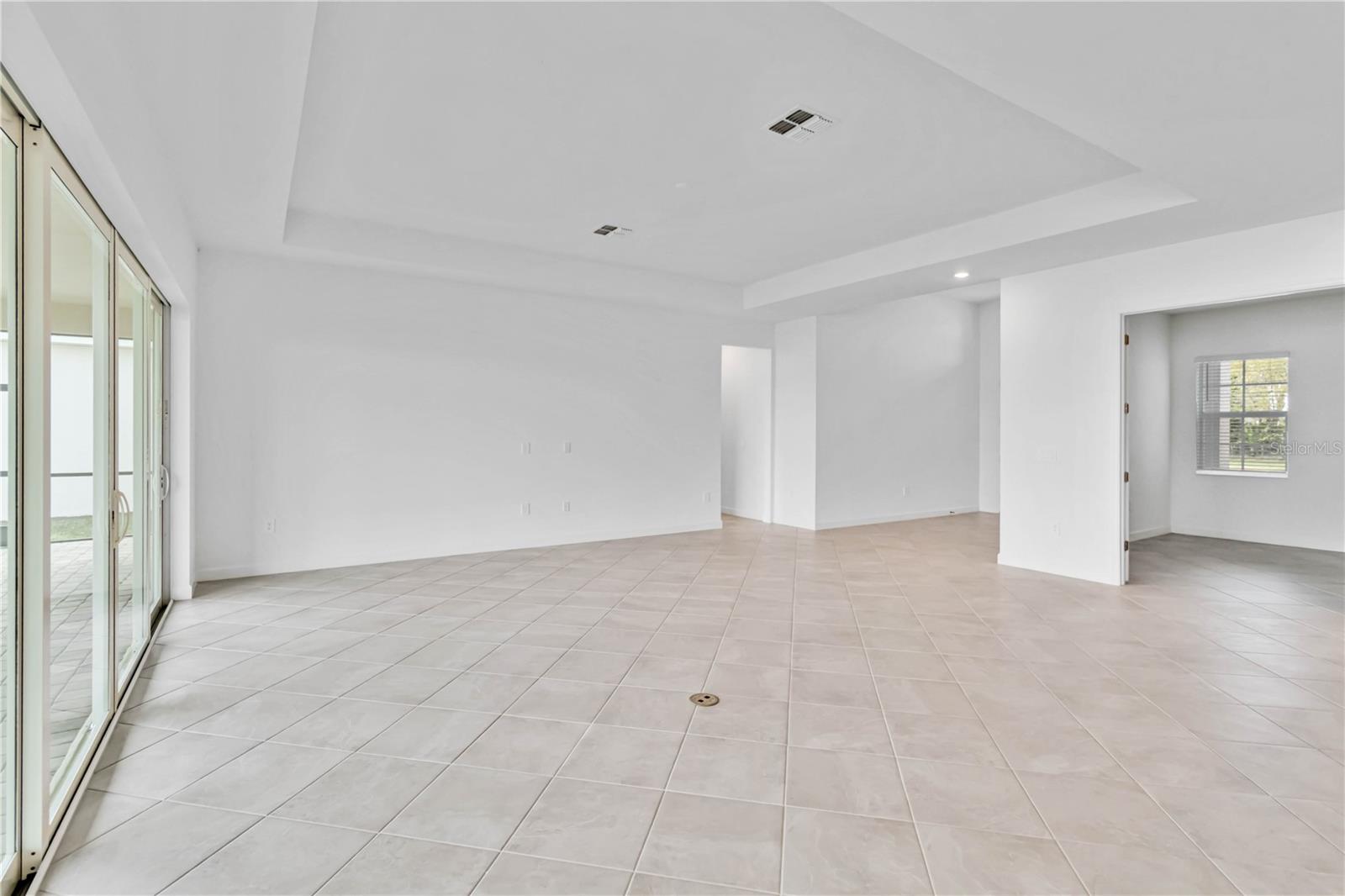 8562 SHORE LAKE DR, ENGLEWOOD, FL, 34224