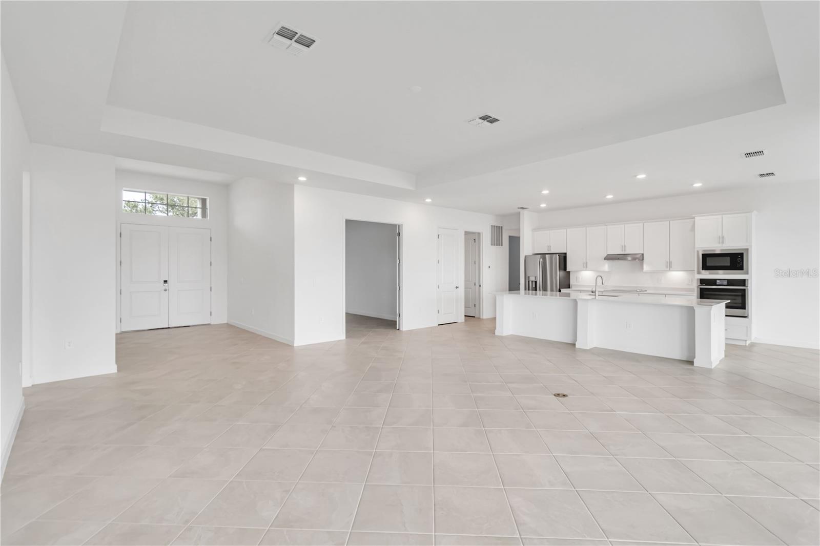 8562 SHORE LAKE DR, ENGLEWOOD, FL, 34224