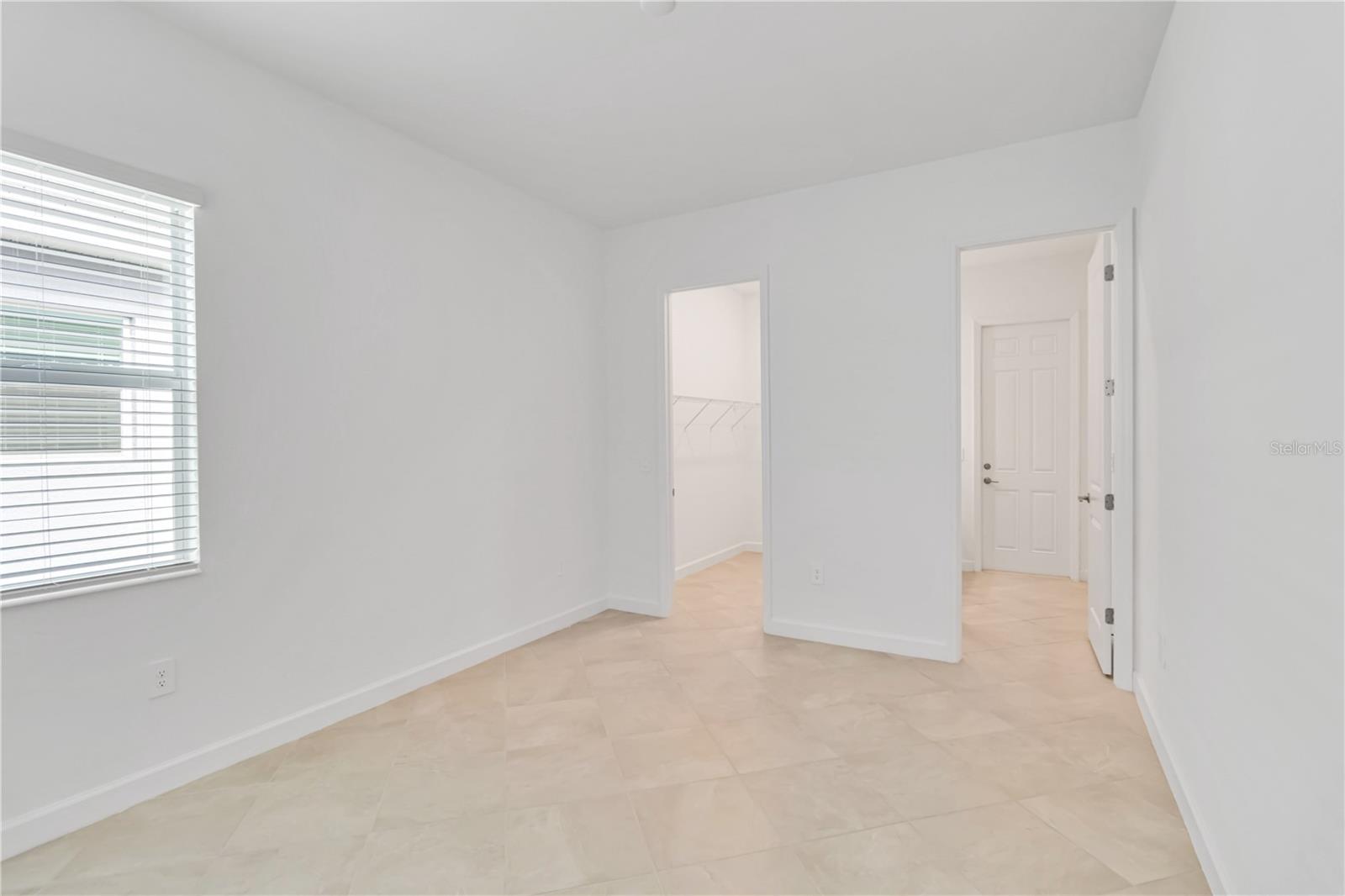 8562 SHORE LAKE DR, ENGLEWOOD, FL, 34224