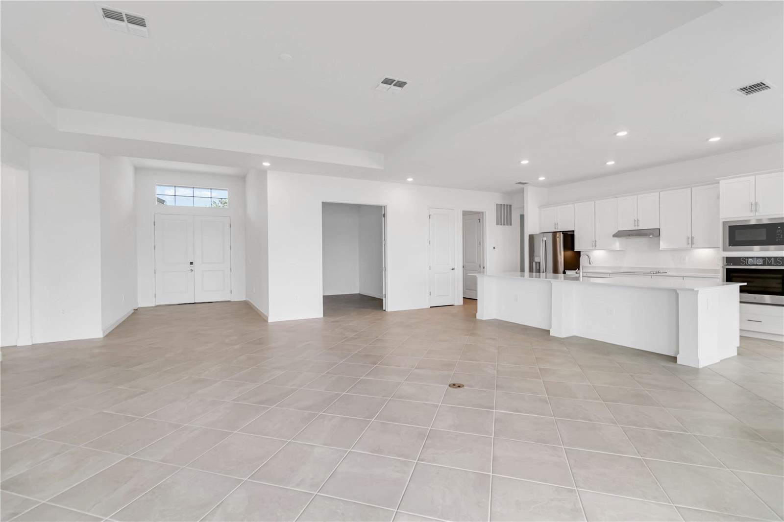 8562 SHORE LAKE DR, ENGLEWOOD, FL, 34224