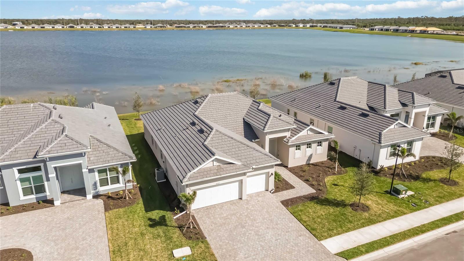 8562 SHORE LAKE DR, ENGLEWOOD, FL, 34224