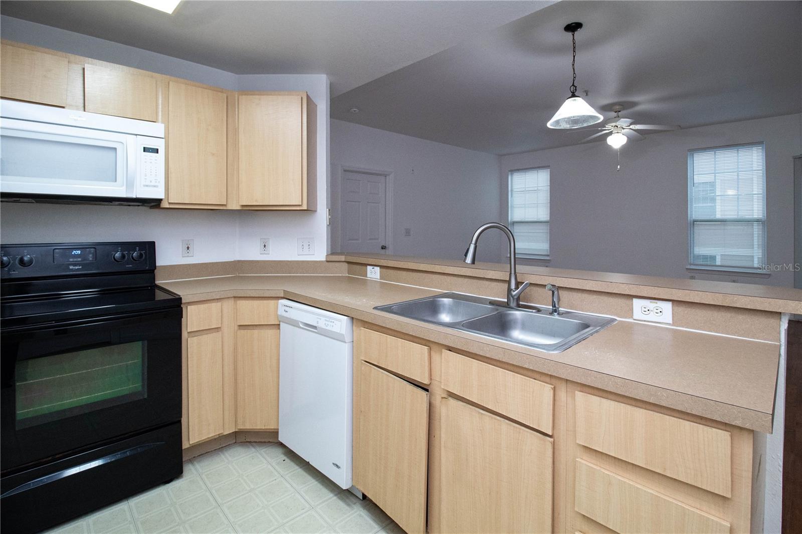 1990 ERVING CIR #207, OCOEE, FL, 34761