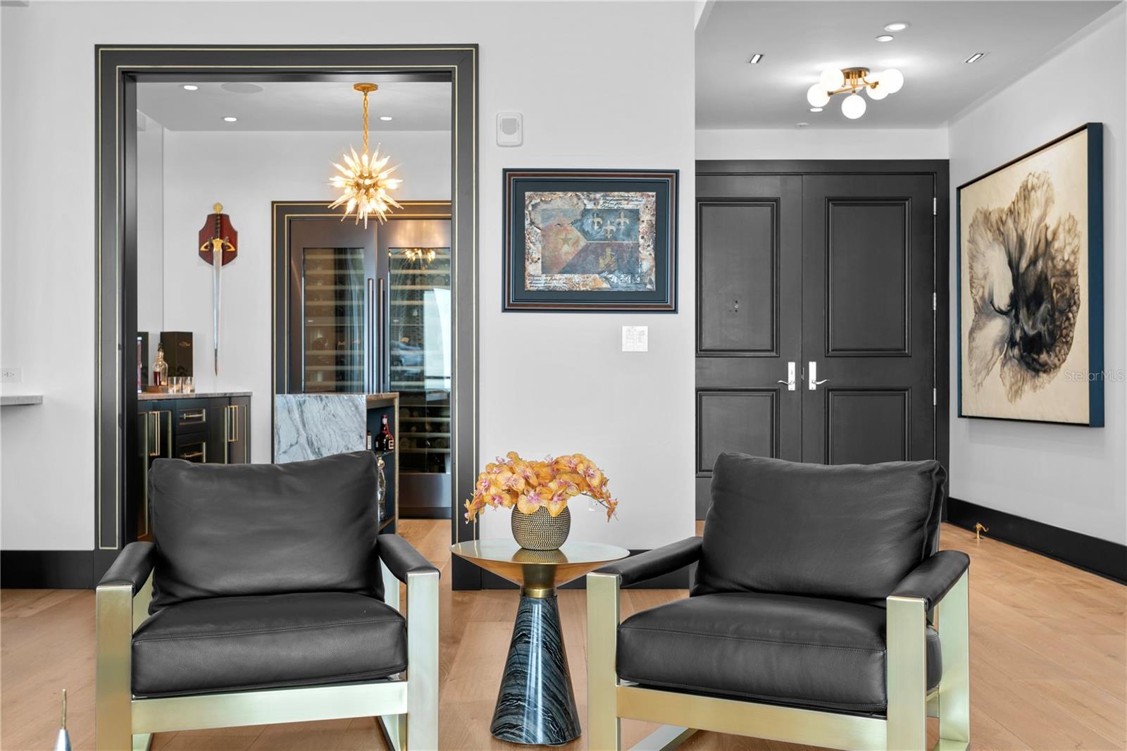 TB8352568 Property Photo