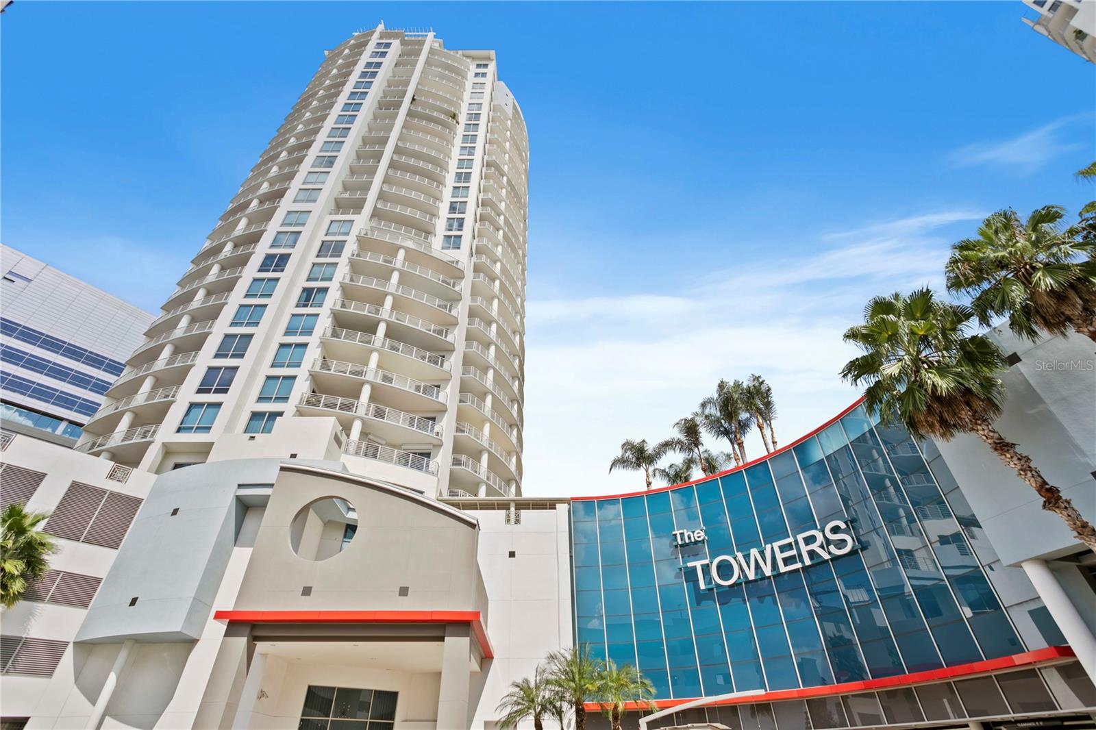 TB8352568 Property Photo