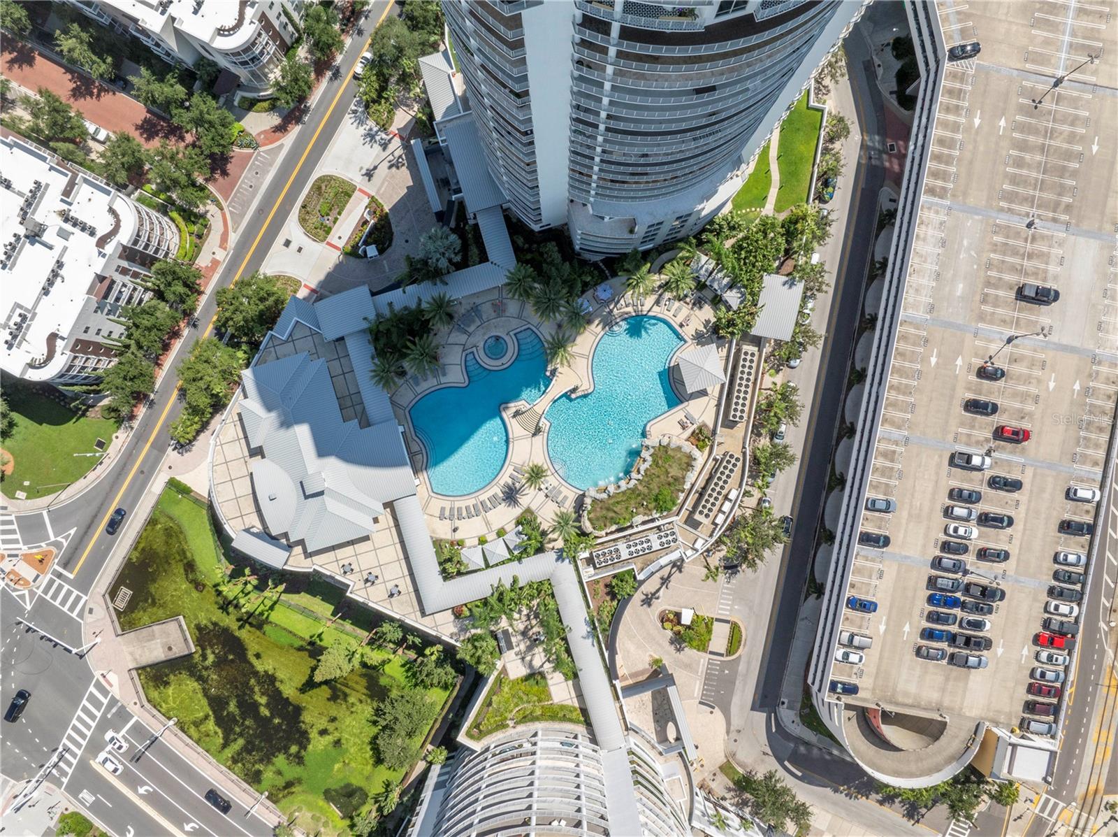 TB8352568 Property Photo