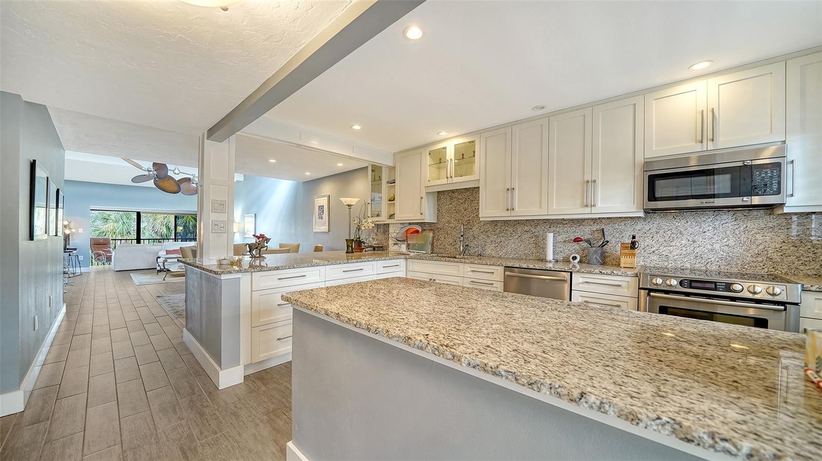 1601 PELICAN POINT DR #HA212, SARASOTA, FL, 34231