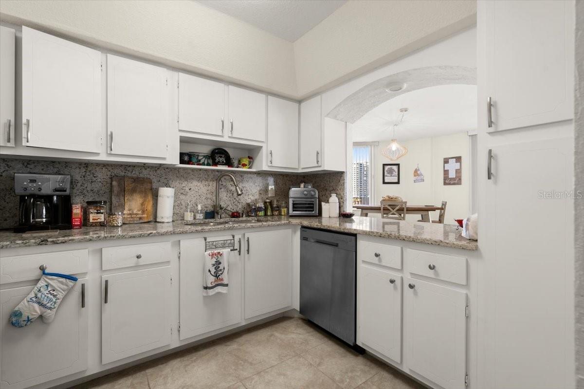 3047 S ATLANTIC AVE #305, DAYTONA BEACH, FL, 32118