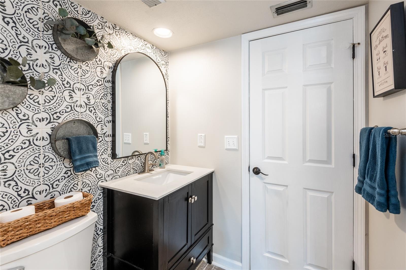 1857 CASTLE WOODS DR, CLEARWATER, FL, 33759