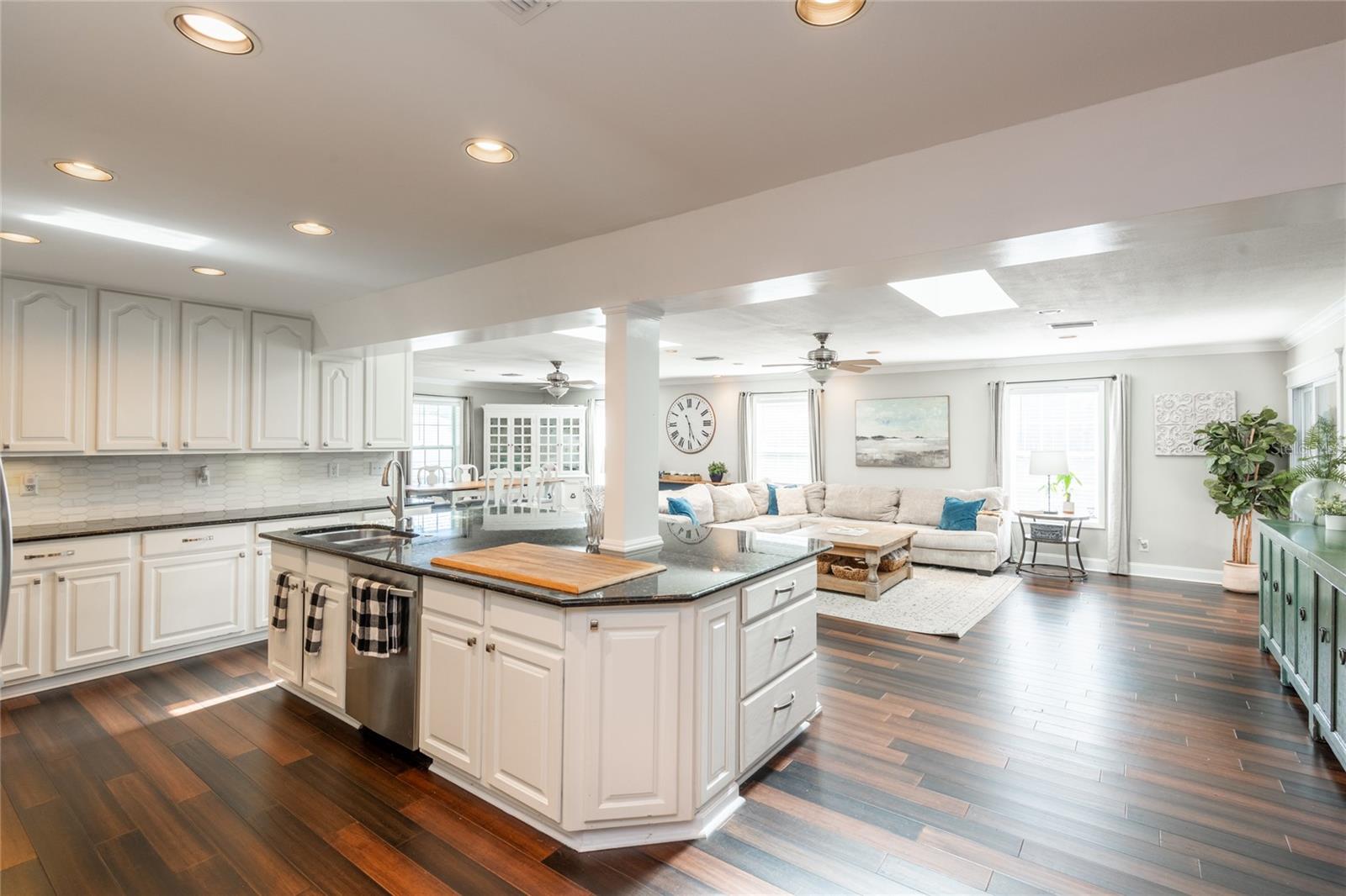 1857 CASTLE WOODS DR, CLEARWATER, FL, 33759
