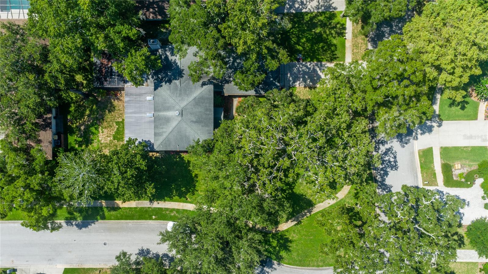 1857 CASTLE WOODS DR, CLEARWATER, FL, 33759
