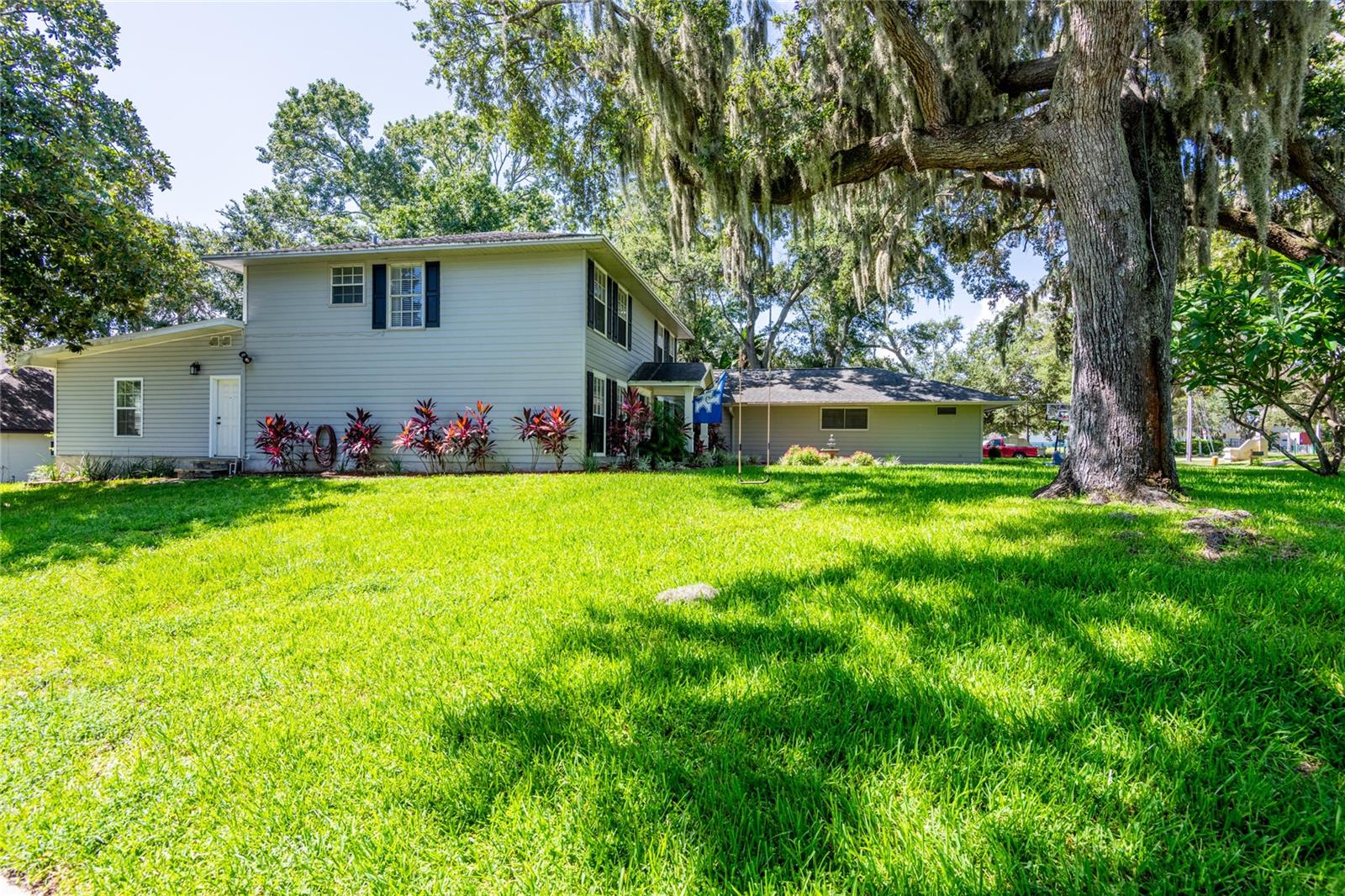 1857 CASTLE WOODS DR, CLEARWATER, FL, 33759