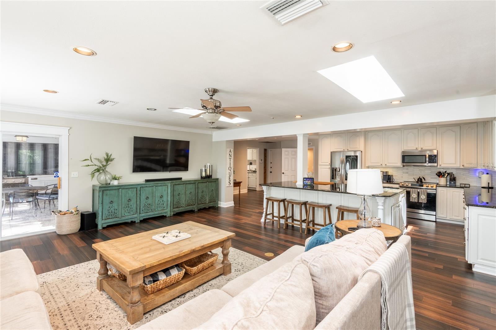 1857 CASTLE WOODS DR, CLEARWATER, FL, 33759