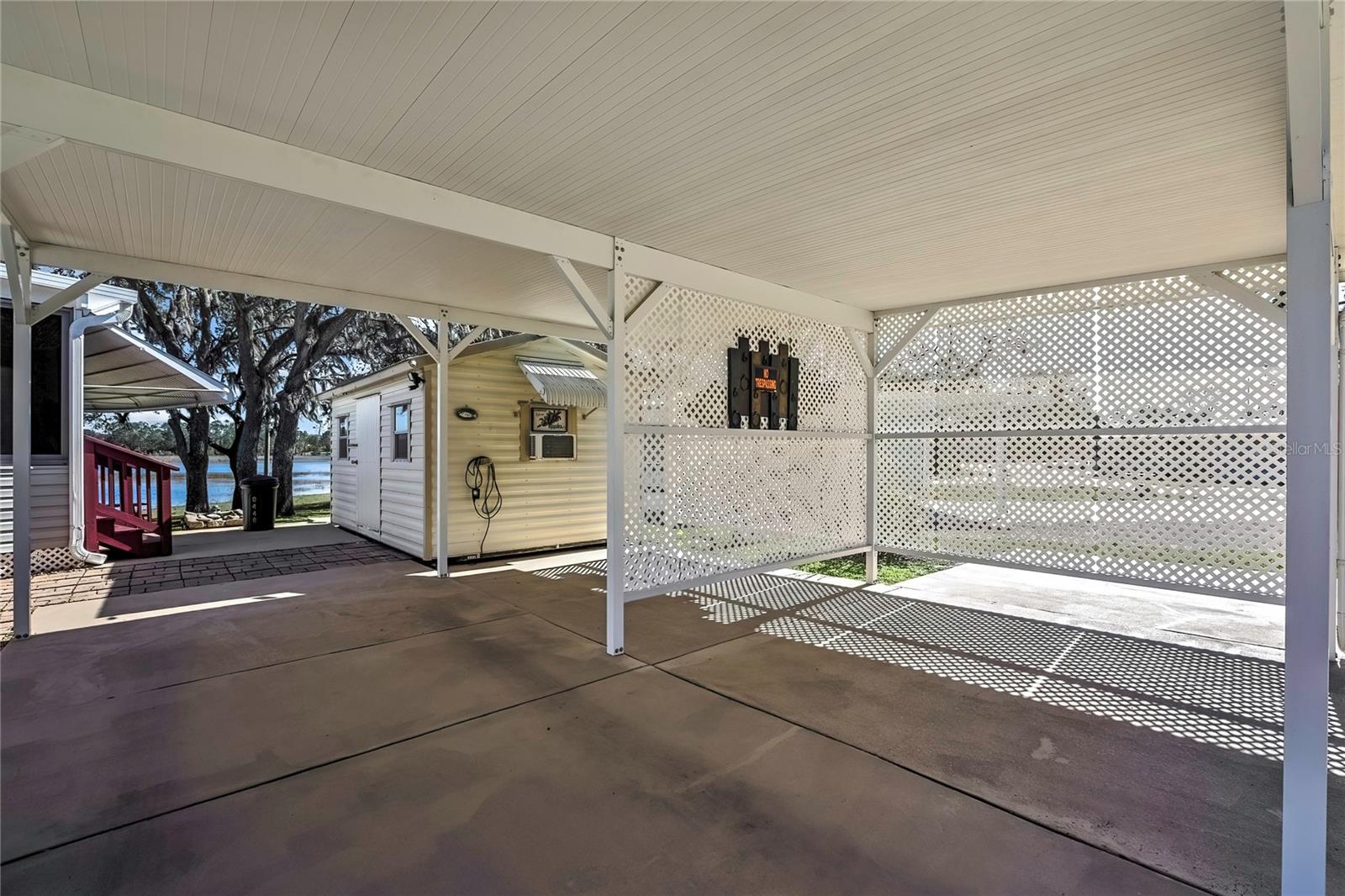 9448 COUGAR DR, WEEKI WACHEE, FL, 34613