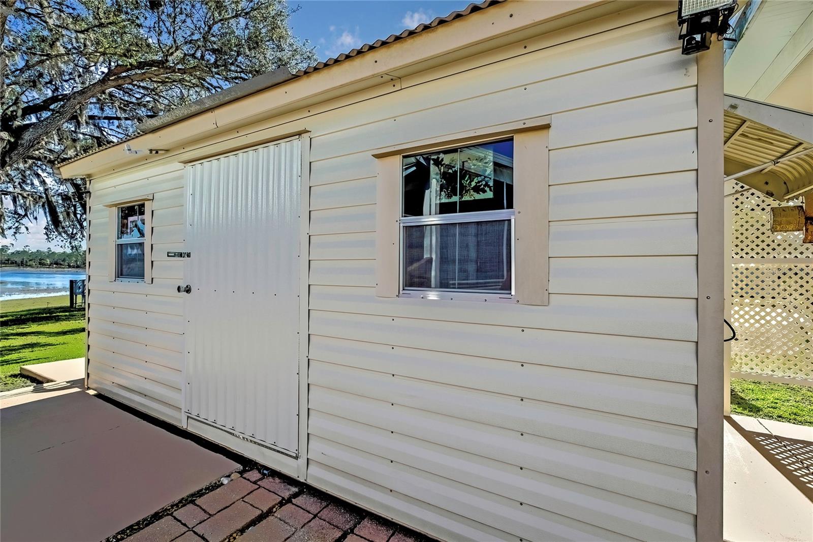 9448 COUGAR DR, WEEKI WACHEE, FL, 34613