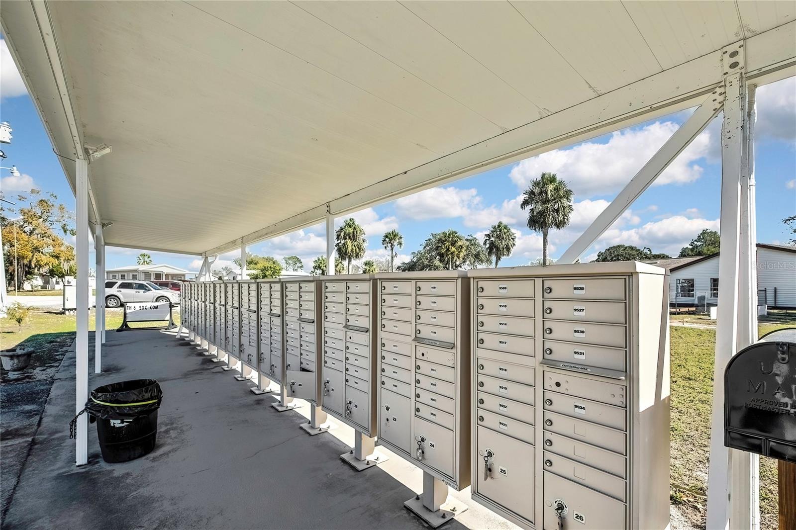 9448 COUGAR DR, WEEKI WACHEE, FL, 34613