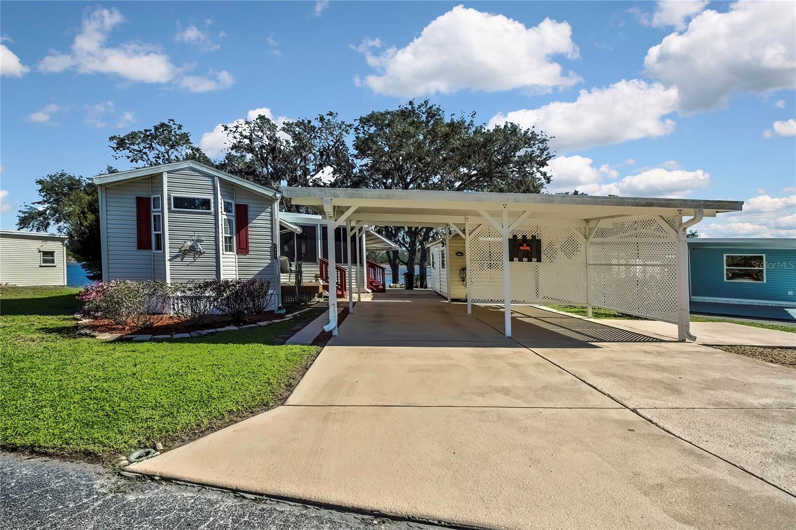 9448 COUGAR DR, WEEKI WACHEE, FL, 34613