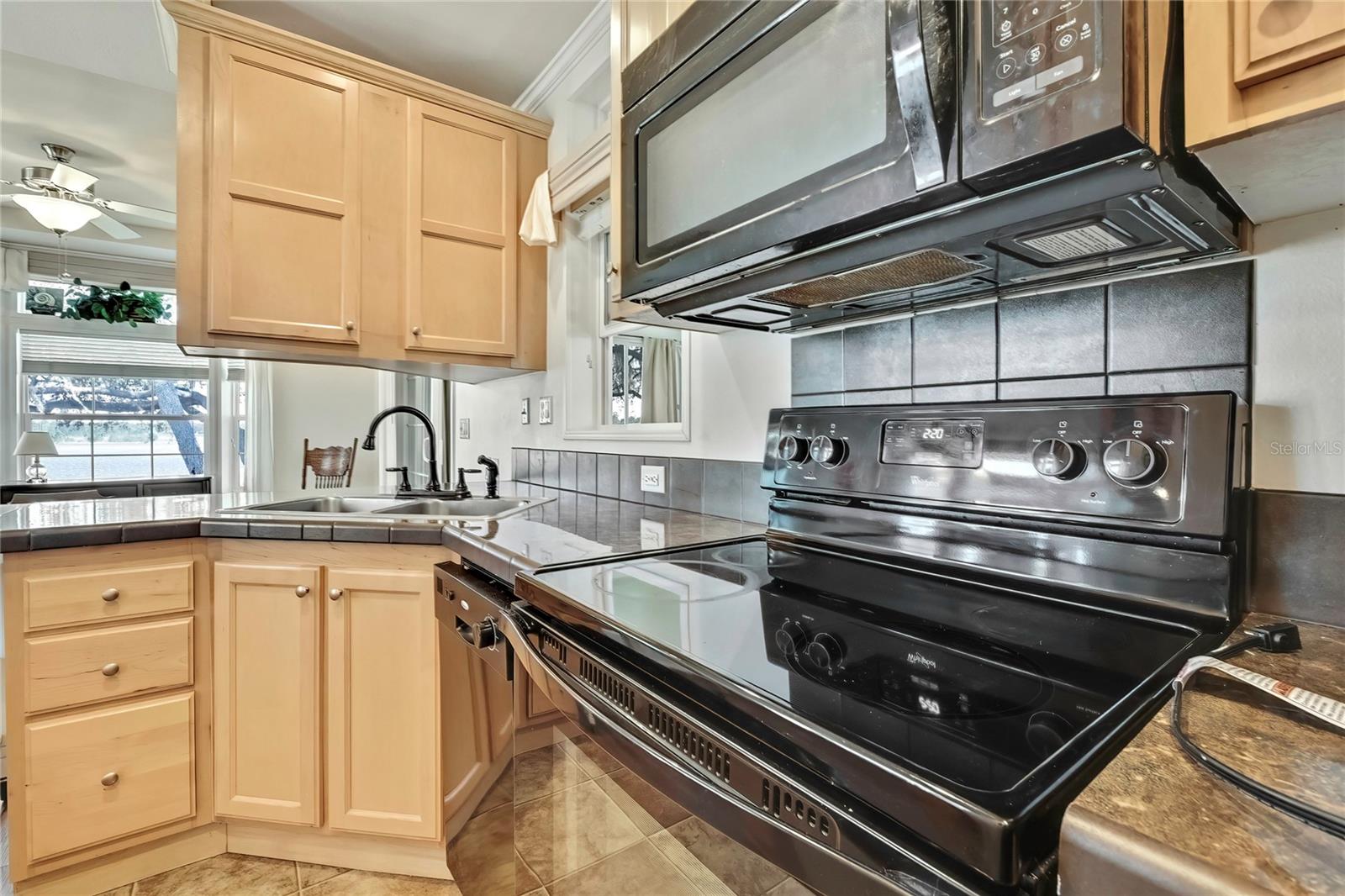 9448 COUGAR DR, WEEKI WACHEE, FL, 34613