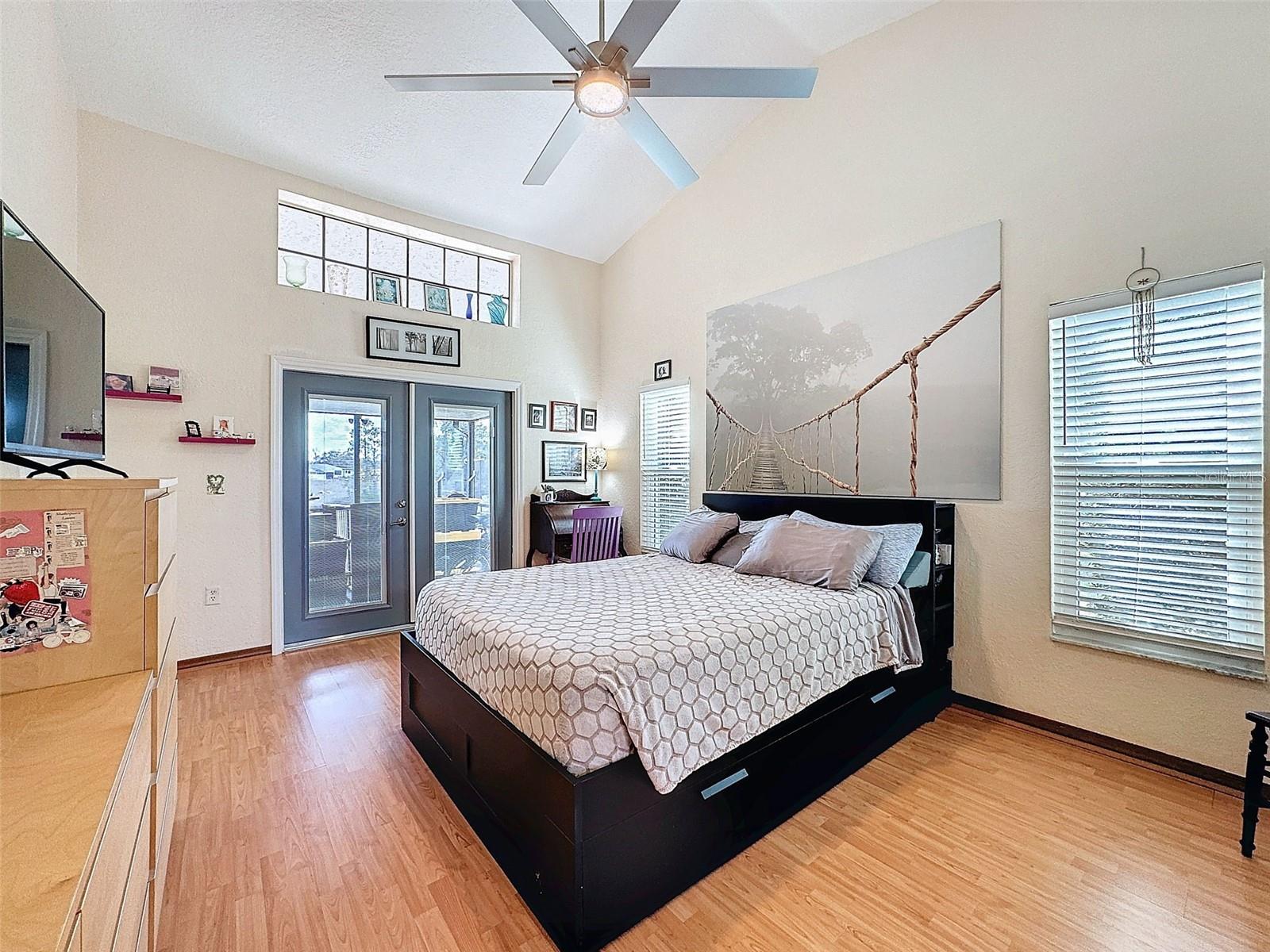 8032 SPRING HILL DR, SPRING HILL, FL, 34606