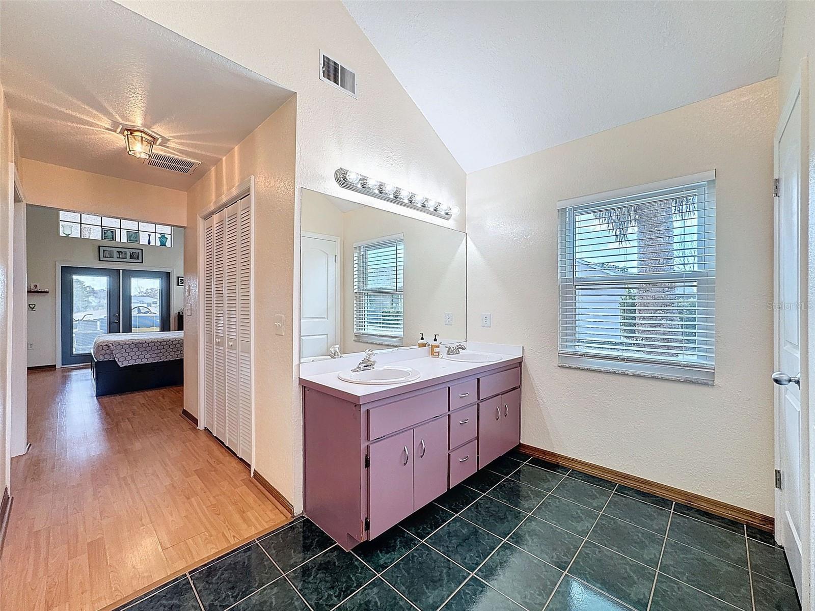 8032 SPRING HILL DR, SPRING HILL, FL, 34606