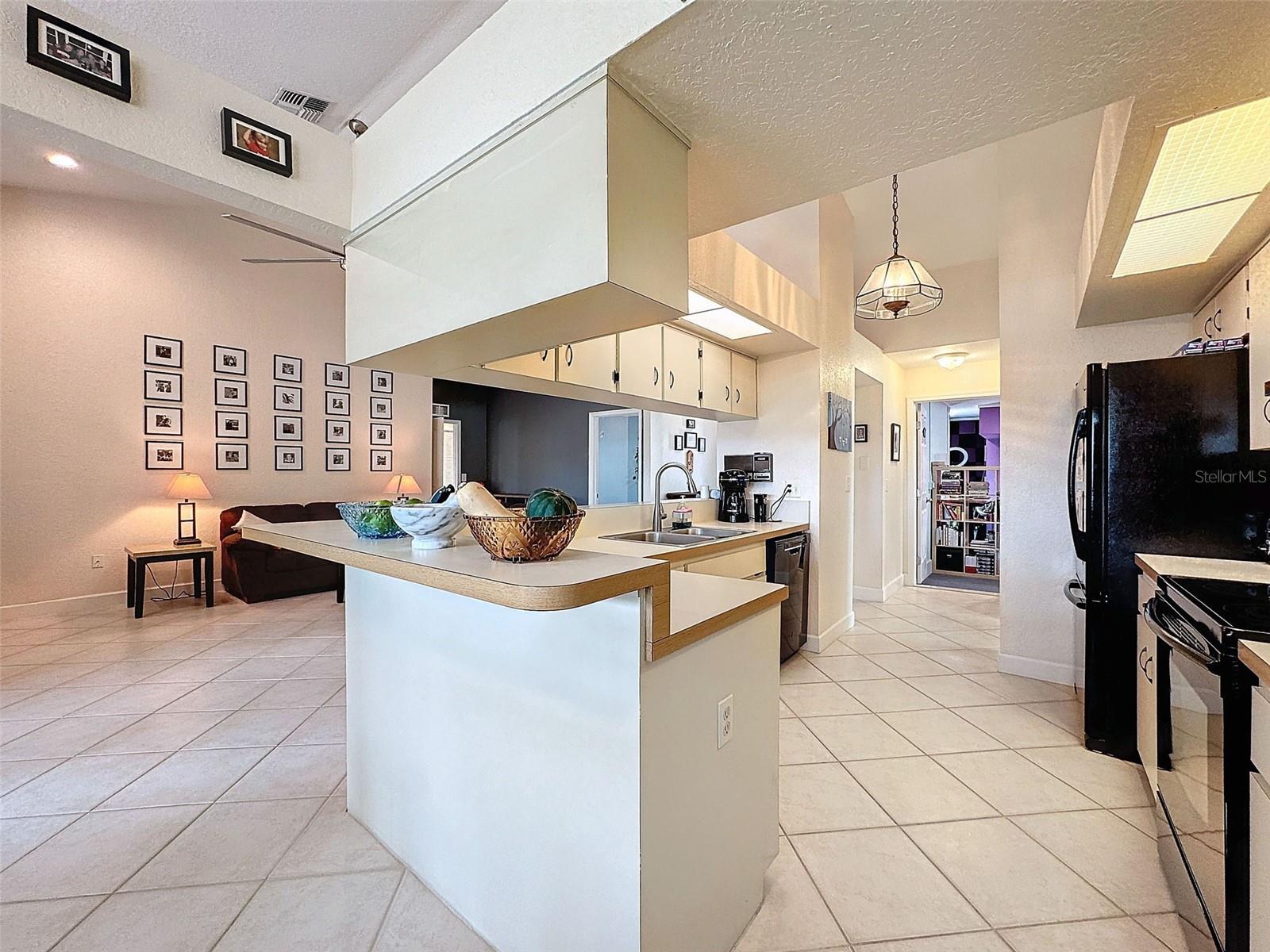 8032 SPRING HILL DR, SPRING HILL, FL, 34606