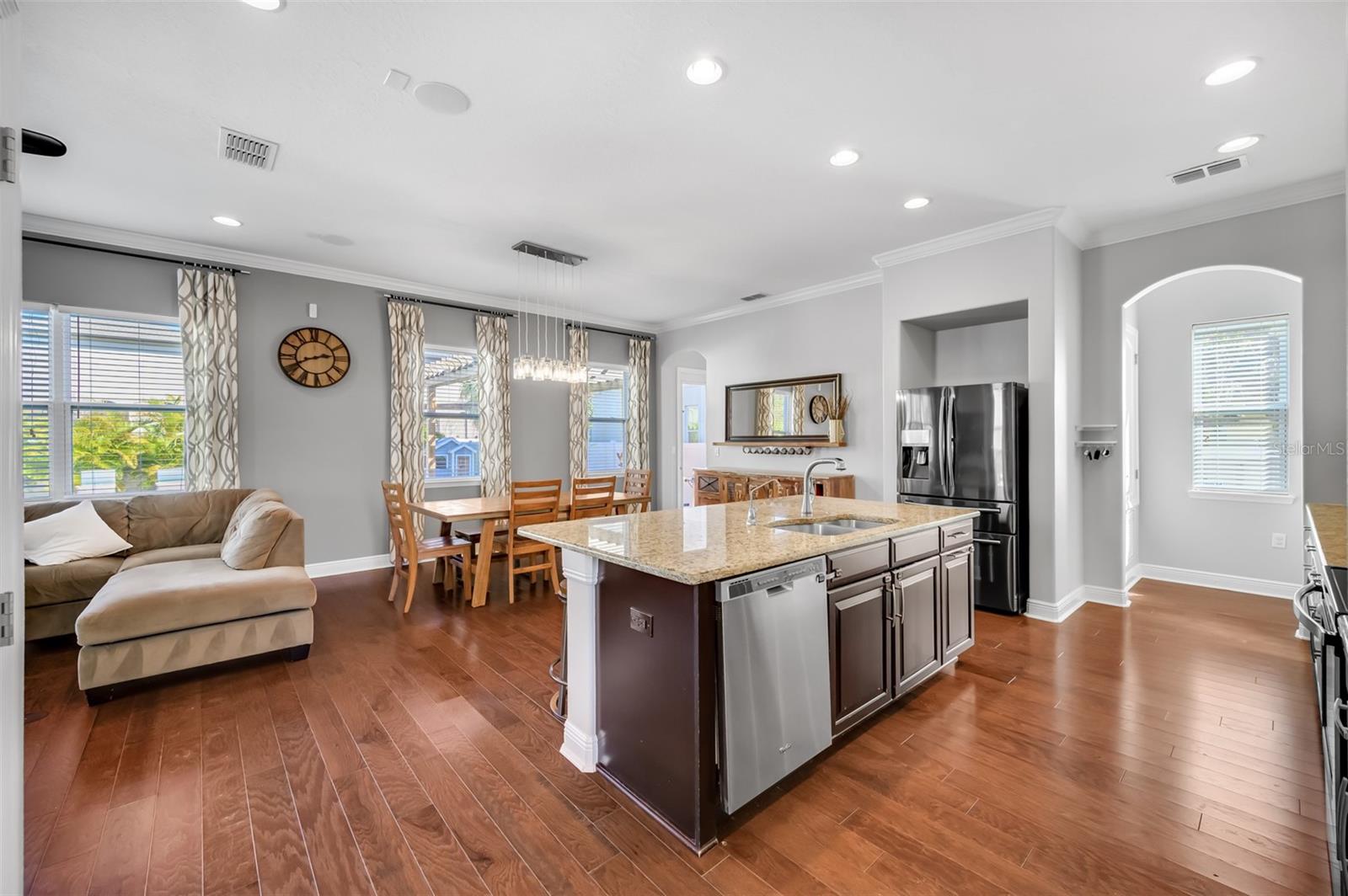 7704 S SPARKMAN ST, TAMPA, FL, 33616